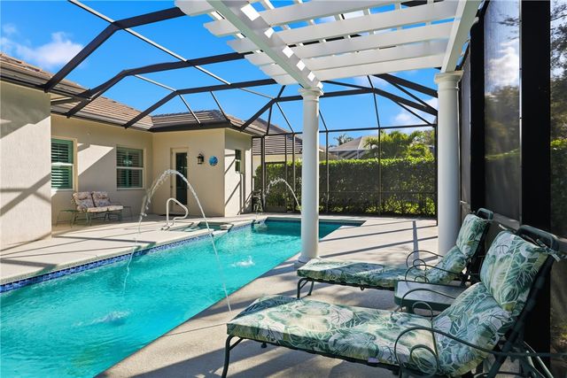 6069 Graysen Square, Vero Beach, FL 32967