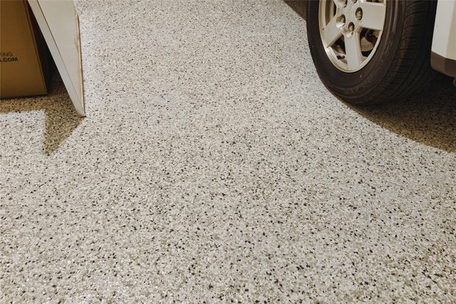 6204 Creekside Ln, League City, TX 77573