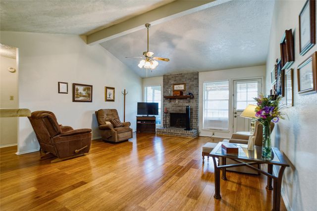 6204 Creekside Ln, League City, TX 77573