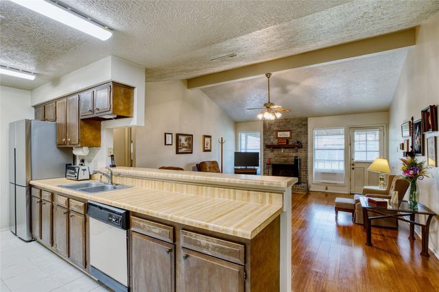 6204 Creekside Ln, League City, TX 77573