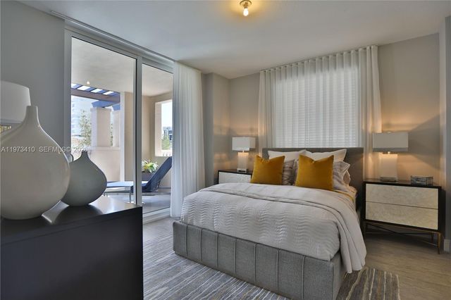 2000 Salzedo Street PH1610, Coral Gables, FL 33134