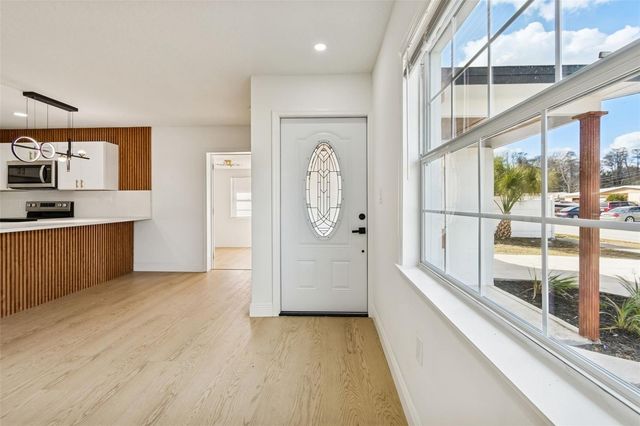 7910 W POWHATAN AVENUE, Tampa, FL 33615