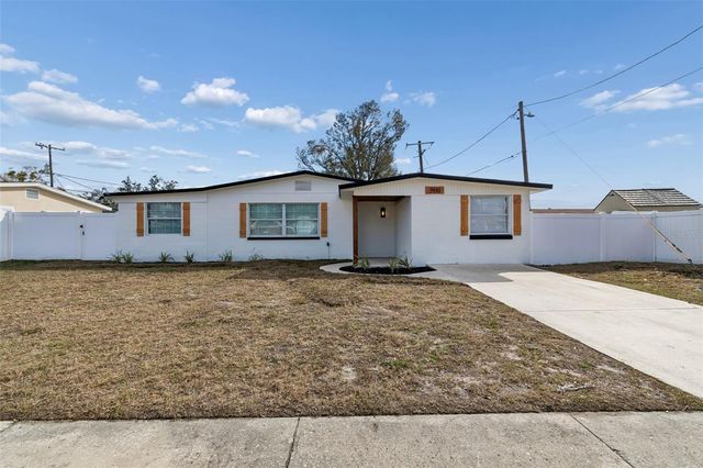 7910 W POWHATAN AVENUE, Tampa, FL 33615