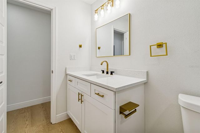 7910 W POWHATAN AVENUE, Tampa, FL 33615