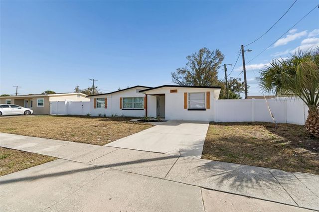 7910 W POWHATAN AVENUE, Tampa, FL 33615