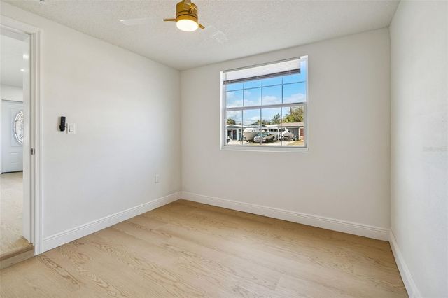 7910 W POWHATAN AVENUE, Tampa, FL 33615