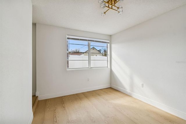 7910 W POWHATAN AVENUE, Tampa, FL 33615