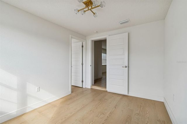 7910 W POWHATAN AVENUE, Tampa, FL 33615