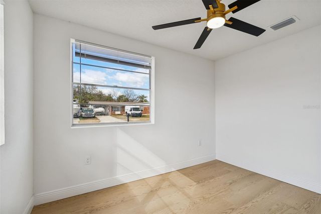 7910 W POWHATAN AVENUE, Tampa, FL 33615