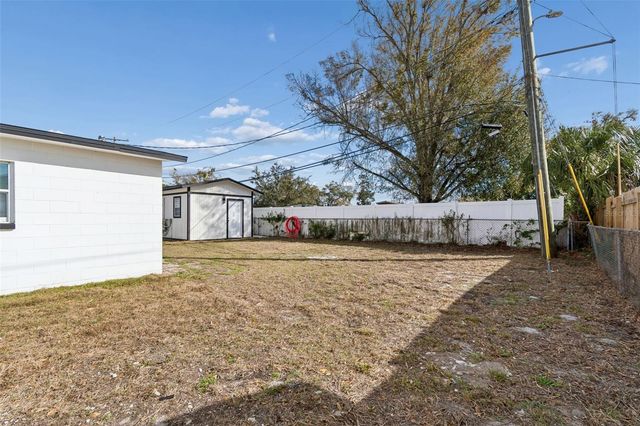 7910 W POWHATAN AVENUE, Tampa, FL 33615
