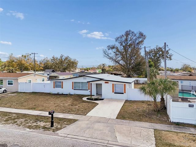 7910 W POWHATAN AVENUE, Tampa, FL 33615