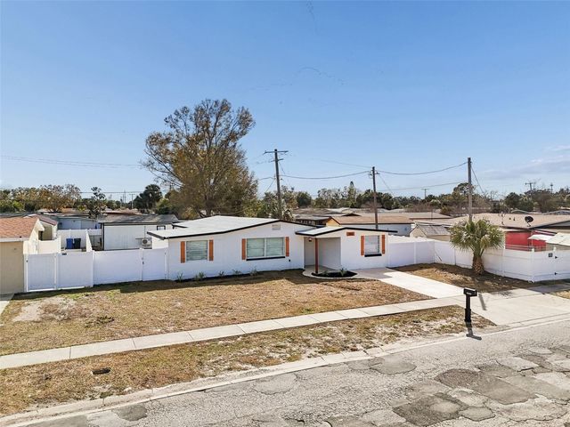 7910 W POWHATAN AVENUE, Tampa, FL 33615