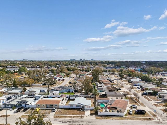 7910 W POWHATAN AVENUE, Tampa, FL 33615