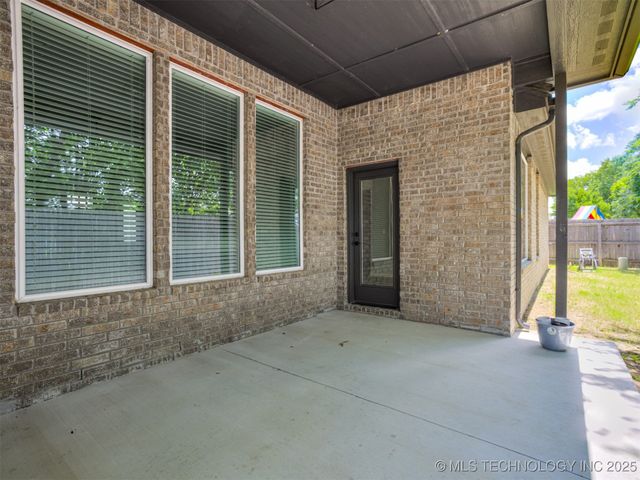 3610 S Fir Court, Broken Arrow, OK 74011