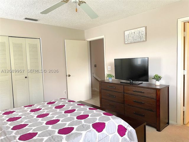 8851 SW 9th Ct, Pembroke Pines, FL 33025