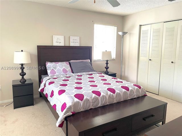 8851 SW 9th Ct, Pembroke Pines, FL 33025