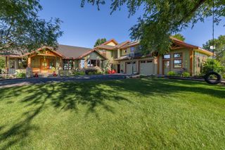 66255 White Rock Loop, Bend, OR 97703