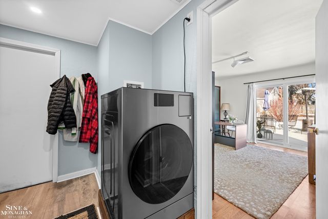 22409 Manor Street, Saint Clair Shores, MI 48081