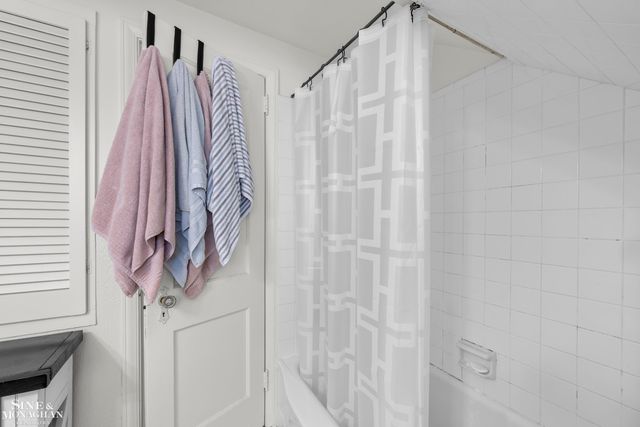 22409 Manor Street, Saint Clair Shores, MI 48081