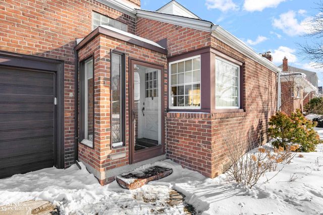 22409 Manor Street, Saint Clair Shores, MI 48081
