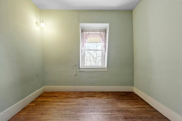 86 Highland St, Athol, MA 01331