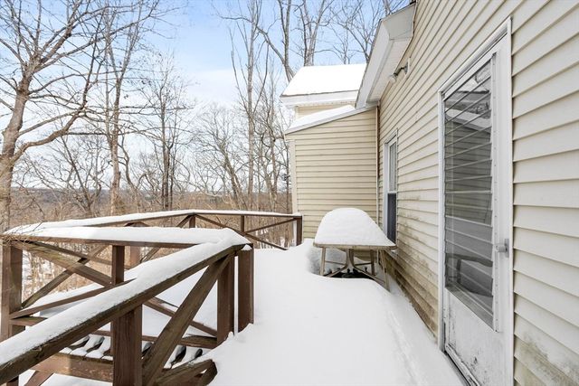 86 Highland St, Athol, MA 01331