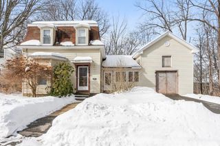 86 Highland St, Athol, MA 01331