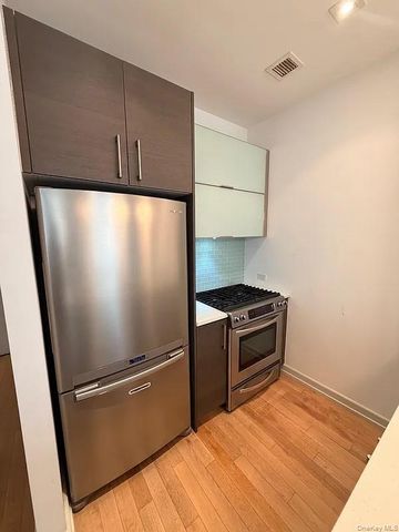 2145 44th Drive 1D, Long Island City, NY 11101