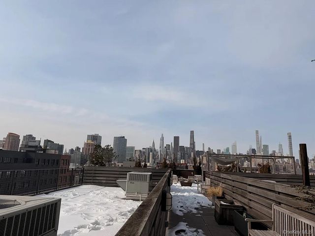 2145 44th Drive 1D, Long Island City, NY 11101