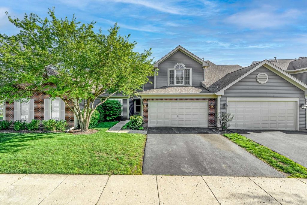 737 Bent Ridge Lane, Elgin, IL 60120
