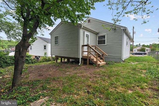 403 DATELEAF AVE, Capitol Heights, MD 20743