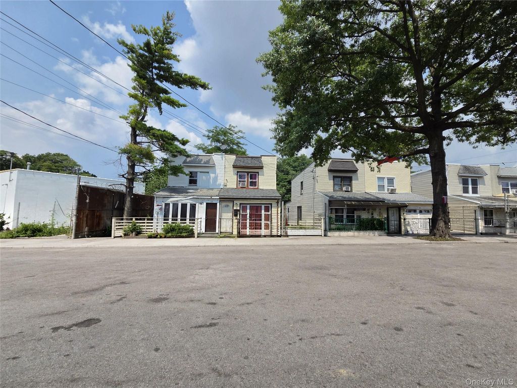 15 Preston Court, Brooklyn, NY 11234