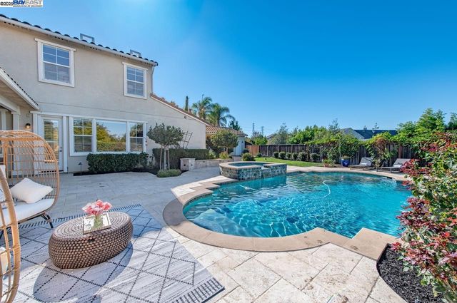 2753 Silverado Ct, Livermore, CA 94550