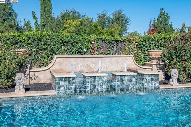 2753 Silverado Ct, Livermore, CA 94550