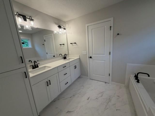 4801 Baker Reserve Lane, Maple Plain, MN 55359