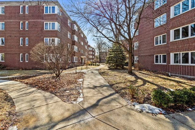 7204 Oak Avenue 1NW, River Forest, IL 60305