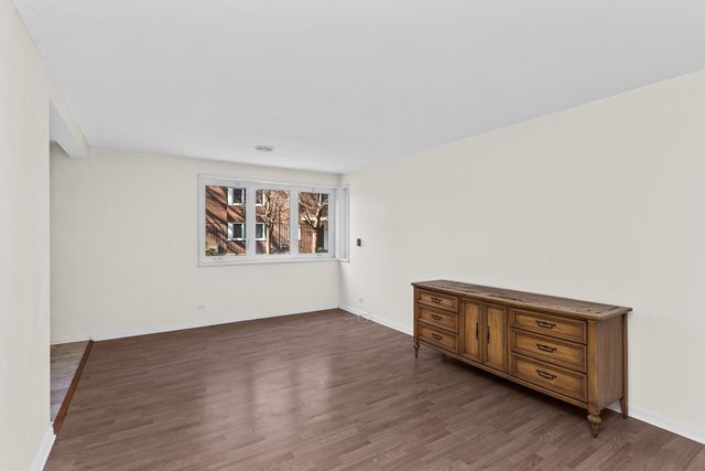 7204 Oak Avenue 1NW, River Forest, IL 60305