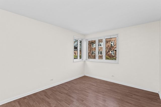 7204 Oak Avenue 1NW, River Forest, IL 60305