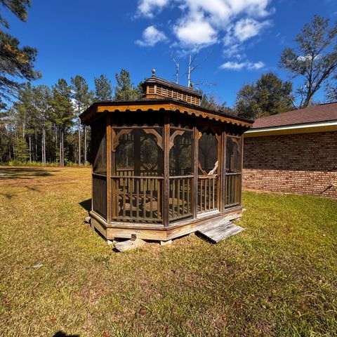 234 Joe Magee Rd., Columbia, MS 39429