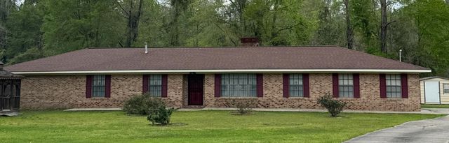 234 Joe Magee Rd., Columbia, MS 39429