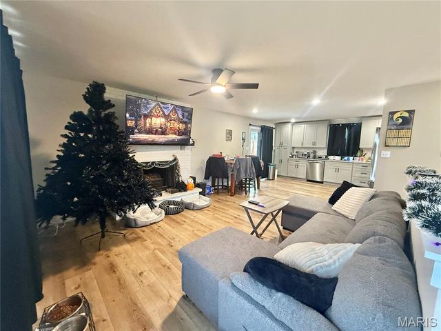 610 Coleman Avenue, Potosi, MO 63664