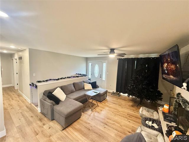 610 Coleman Avenue, Potosi, MO 63664