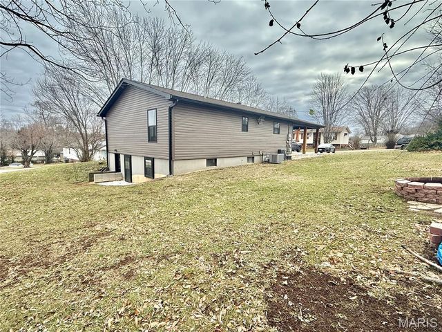 610 Coleman Avenue, Potosi, MO 63664