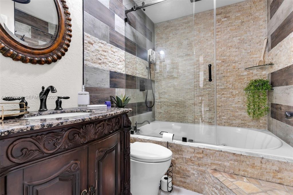 Image 18 of property listing at 16020 SW 208th Ave, Miami, FL 33187