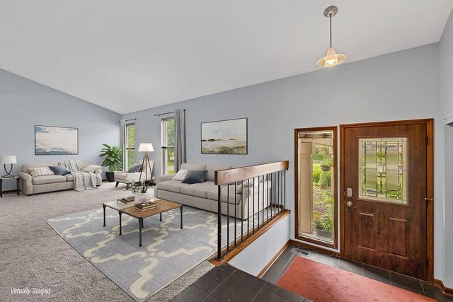 7032 Foxmoor Place, Columbus, OH 43235