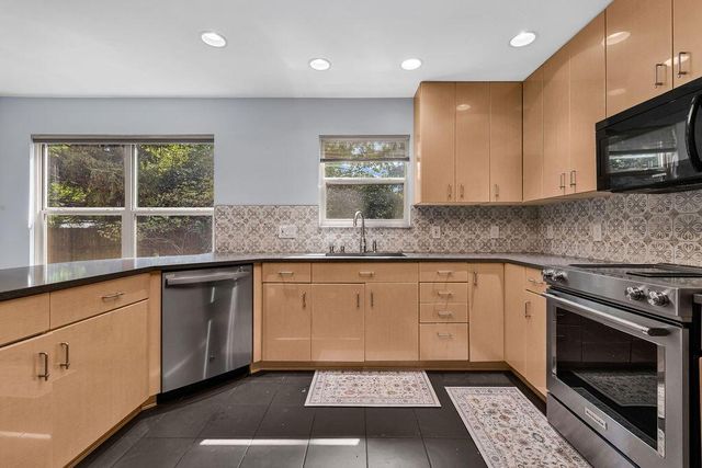 7032 Foxmoor Place, Columbus, OH 43235