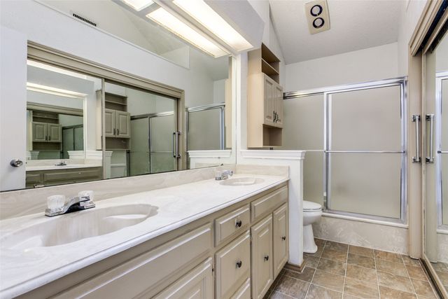 2722 Laurel Oaks Drive, Garland, TX 75044