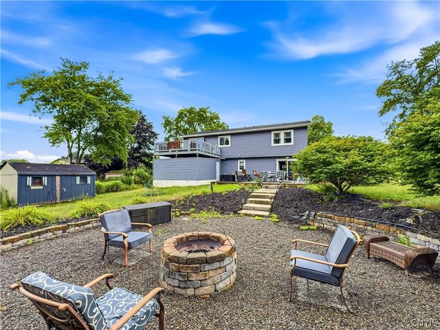 4 Comstock Road, Van Buren, NY 13027