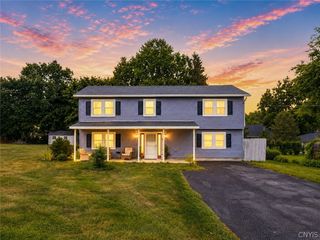4 Comstock Road, Van Buren, NY 13027