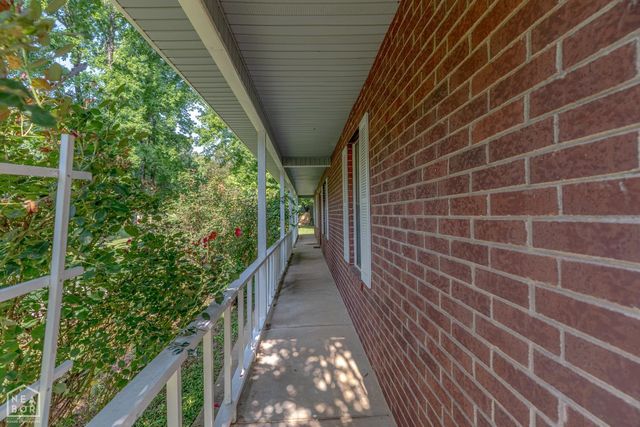 522 E Philadelphia Road, Jonesboro, AR 72401
